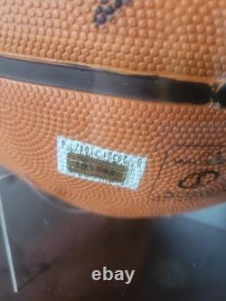 MICHAEL JORDAN Signed Basketball Ready 2 Display in Case & With COA Autographed
