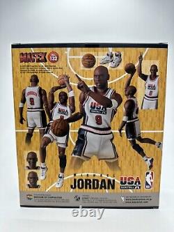 Mafex MICHAEL JORDAN Team USA Basketball NBA (New) No. 132 Variant