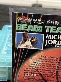 Michael Jordan 1992-93 Topps Stadium Club #1 Members Only Beam Team Bulls Hof