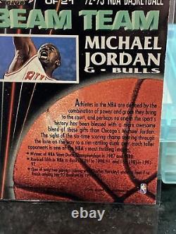 Michael Jordan 1992-93 Topps Stadium Club #1 Members Only Beam Team Bulls Hof