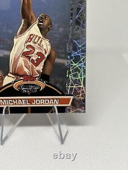 Michael Jordan 1992-93 Topps Stadium Club Beam Team #1 Chicago Bulls