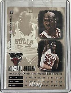 Michael Jordan 1995-96 Fleer Ultra GOLD MEDALLION #25 Chicago Bulls