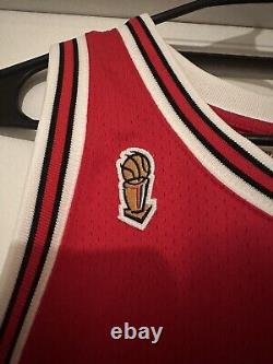 Michael Jordan 1996-1997 Finals Jersey Away Red Medium 40