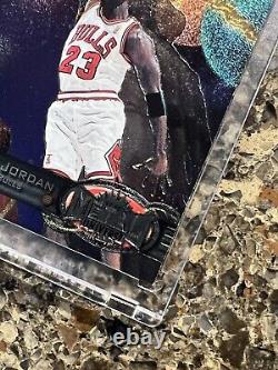 Michael Jordan 1997-98 SkyBox Metal Universe #23 Super Rare Chicago Bulls HOF