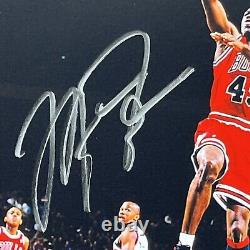 Michael Jordan#23 NBA HOF Champion Chicago Signed 8x10 Autographed COA AUTHENTIC