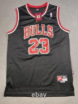 Michael Jordan 23 VTG Chicago Bulls Jersey Mens 2XL Black NBA Basketball Nike