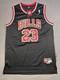 Michael Jordan 23 VTG Chicago Bulls Jersey Mens 2XL Black NBA Basketball Nike