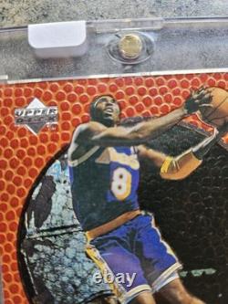 Michael Jordan #7 & Kobe Bryant #29 Upper Deck Ovation 1999-00 2 Card Lot