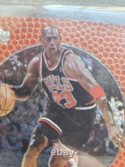 Michael Jordan #7 & Kobe Bryant #29 Upper Deck Ovation 1999-00 2 Card Lot