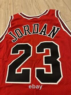 Michael Jordan Authentic Bulls Red Away Jersey NBA Champion