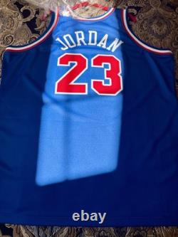 Michael Jordan Authentic Mitchell & Ness Jersey Lot Size 52