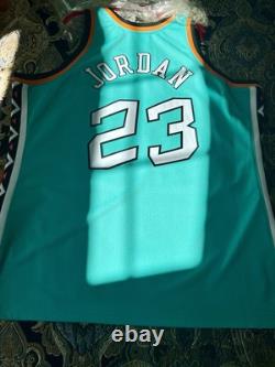 Michael Jordan Authentic Mitchell & Ness Jersey Lot Size 52