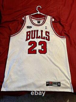 Michael Jordan Authentic Nike 1997-1998 Home Finals Jersey