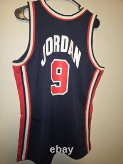 Michael Jordan Authentic Team USA Mitchell and Ness Jersey 1992 Size Large
