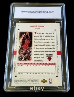 Michael Jordan Autograph 1998-99 SP Authentic #5 On Card COA Auto 9 Mint