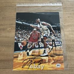 Michael Jordan Autographed Photo 8x10 Chicago Bulls with Shaq in pic COA Hologram