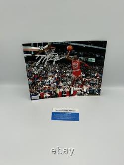 Michael Jordan Autographed Photo Signed 8x10 Chicago Bulls #23 withCOA Hologram