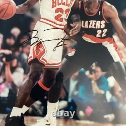 Michael Jordan Autographed Signed 16x20 Picture
