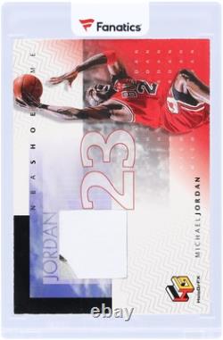 Michael Jordan Bulls Unsigned Basketball Card Item#14168418 COA