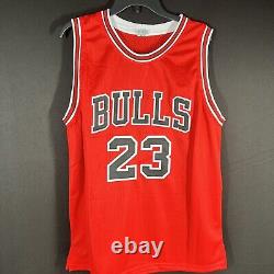 Michael Jordan CHICAGO BULLS #23 Hand Signed Red JERSEY Autograph Hologram & COA