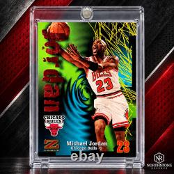 Michael Jordan Card 90'S PREMIUM HOLO FOIL SP INSERT AUTHENTIC BULLS JERSEY #23