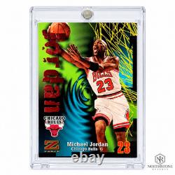 Michael Jordan Card 90'S PREMIUM HOLO FOIL SP INSERT AUTHENTIC BULLS JERSEY #23