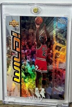 Michael Jordan Card 90's INSERT RAINBOW HOLO FOIL SSP RARE? BULLS JERSEY #23