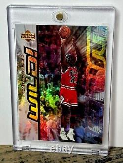 Michael Jordan Card 90's INSERT RAINBOW HOLO FOIL SSP RARE? BULLS JERSEY #23