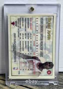 Michael Jordan Card TOPPS 90's INSERT RAINBOW HOLO FOIL RARE? BULLS JERSEY #23