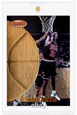 Michael Jordan Card TOPPS 90's Insert Gold Holo Foil Rare Bulls Jersey #23 NBA