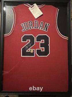 Michael Jordan Chicago Bulls #23 Signed Framed Basketball Jersey Autograph