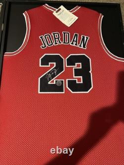 Michael Jordan Chicago Bulls #23 Signed Framed Basketball Jersey Autograph