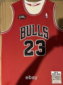 Michael Jordan Chicago Bulls #23 Signed Framed Basketball Jersey Autograph