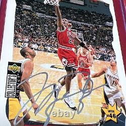 Michael Jordan Chicago Bulls Autographed Trading Card COA AUTHENTIC Hologram VTG