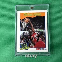 Michael Jordan Chicago Bulls Signed Autographed Trading Card COA Hologram