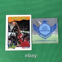Michael Jordan Chicago Bulls Signed Autographed Trading Card COA Hologram