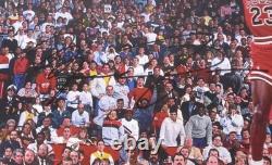 Michael Jordan Chicago Bulls Slam Dunk Hand Signed Autographed 11x14 Photo w COA