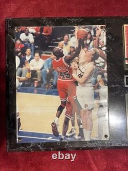 Michael Jordan Chicago Bulls Vintage Basketball Plaque Photo 2 Cards 1993 Finals