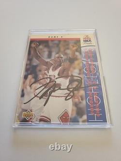 Michael Jordan Hand-Signed Autograph 1993-94 UD NBA Finals Highlights #201 WithCOA