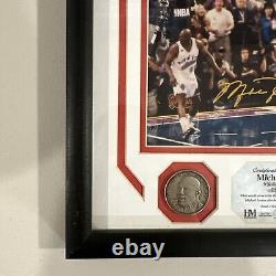 Michael Jordan! Last Shot Upper Deck Photo and Collector Gold Coin COA