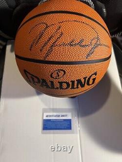 Michael Jordan NBA Basketball Spalding Autographed / Signed COA