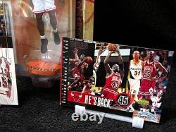 Michael Jordan. Nba Super Stars Carded + 1995 He's Back Cards. Upper Deck