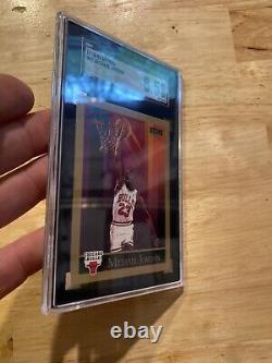 Michael Jordan SGC 8.5 Skybox #41 Last Dance Man Cave INVEST Chicago Bulls 1990