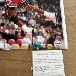 Michael Jordan Signed 11x14 Photo Autographed PHOTO Chicago Bulls COA