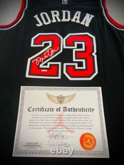 Michael Jordan Signed Chicago Bulls Black Autograph Throwback COA HOLO