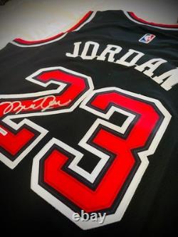 Michael Jordan Signed Chicago Bulls Black Autograph Throwback COA HOLO