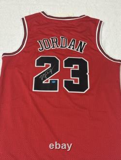 Michael Jordan Signed Chicago Bulls NBA Basketball Jersey with COA