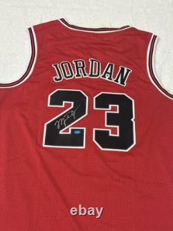 Michael Jordan Signed Chicago Bulls NBA Basketball Jersey with COA
