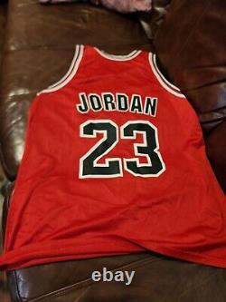 Michael Jordan Signed Jersey Chicago Bulls Unauthenticated Storage Cleanout Find