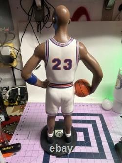 Michael Jordan Tune Squad (Space Jam) 20'' Statue